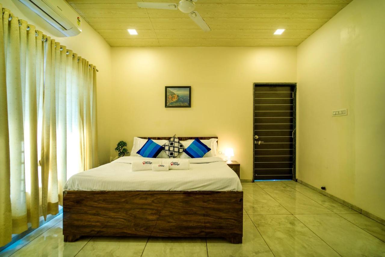 Spicy Mango Villa Insam - Hill View Villa In Karjat Extérieur photo